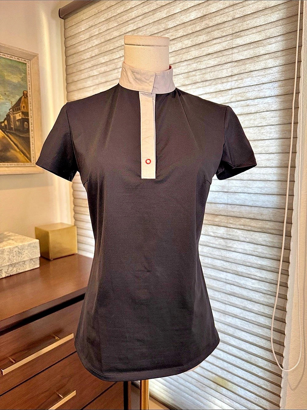 🐴 Struck Apparel Series 1 Short Sleeve Show Shirt. Size XS 🐴